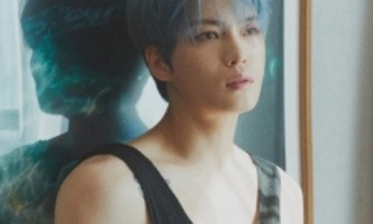 Kim JaeJoong en la portada de la Revista 𝗠𝗔𝗣𝗦-𝗦𝗨𝗣𝗘𝗥𝗠𝗔𝗣𝗦 de Enero