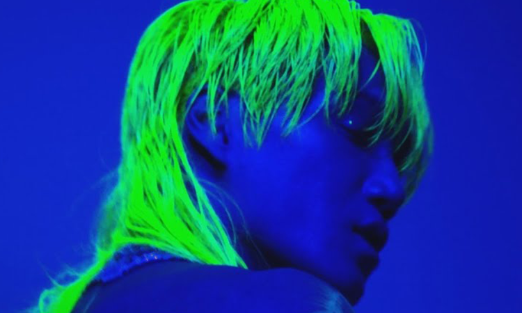 'Mmmh' de Kai, logra #1 en lista mundial de canciones de iTunes en 35 países