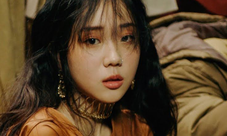 ¿La canción 'Faux' de Katie Kim está dedicada a su ex agencia YG Entertainment?