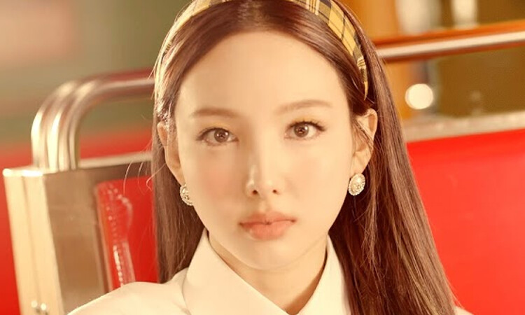 ONCE preocupados que el stalker de Nayeon la siga con esta app