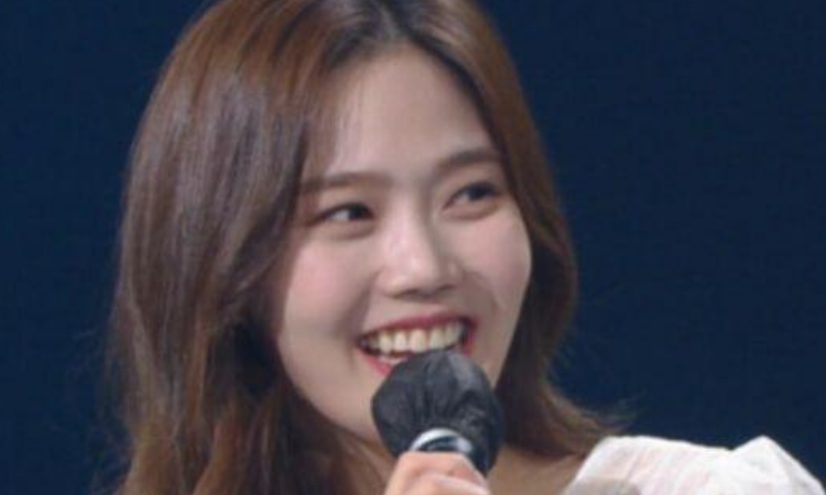 Hyojung de Oh My Girl revela cuánto gana en regalías por sus famosas canciones de Aegyo