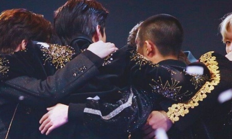 EXO-L elige a EXO como el grupo de K-pop que tiene la hermandad más notable