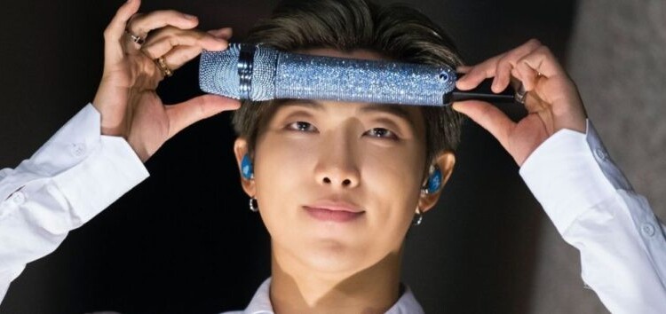 BTS RM retifica que ele é um gênio em resolver este problema matemático