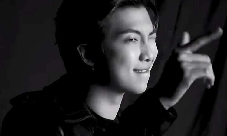 RM da BTS é escolhido como um dos mais bem vestidos de 2020