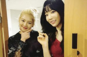 Hyoyeon de "Girls Generation" le hace una broma a Taeyeon