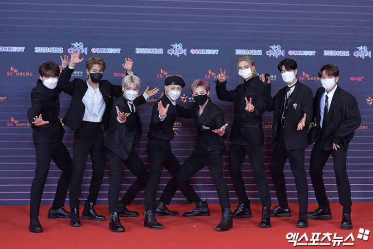 Fans sorprendidos al comparar la estatura de Soobin de TXT y Hyunjin de