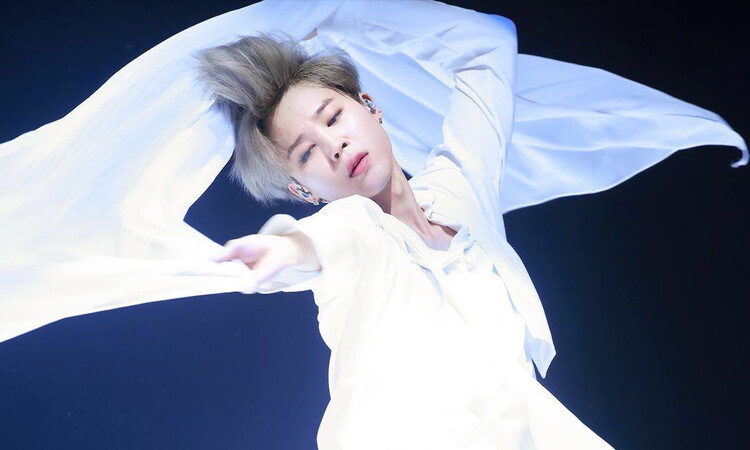 Este es el hermoso mensaje que el papa de Jimin de BTS le dejo al entrar a la escuela de Busan