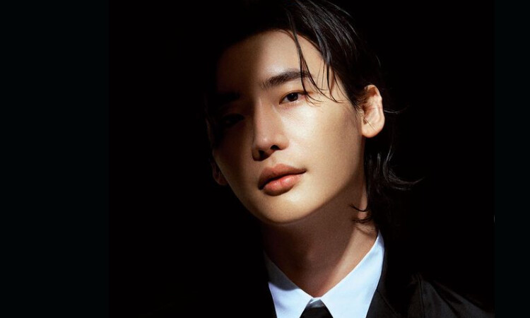 Lee Jong Suk se convierte en el nuevo modelo para Prada