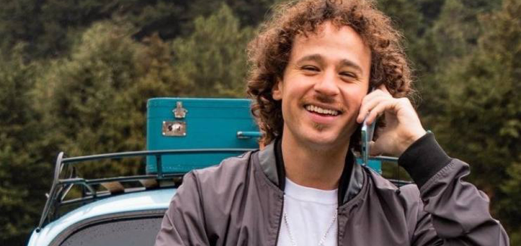 Luisito Comunica despreza o livro sobre EXO para promover seu