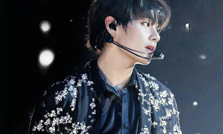 BTS's V, é um Deus de fogo no palco