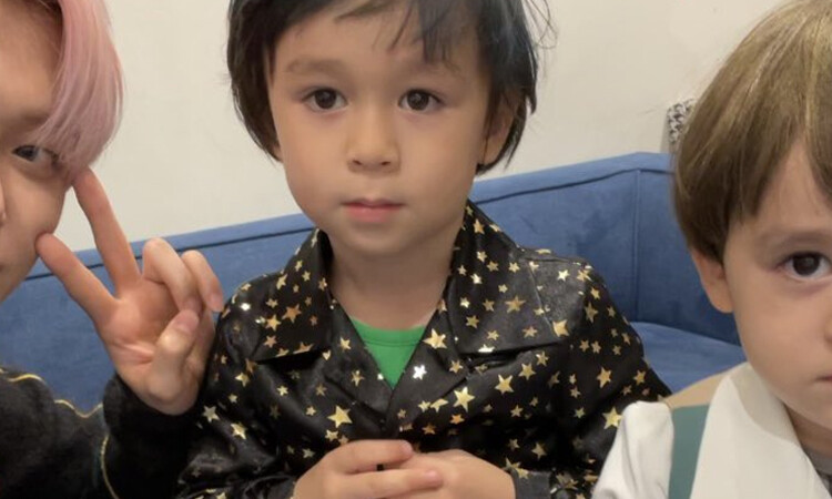 William y Bentley Hammington visitan Big Hit Entertainment y conocen a TXT en The Return Of Superman