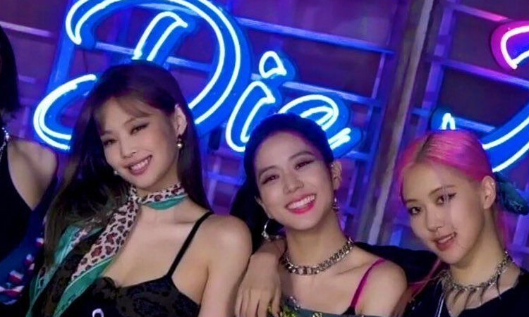 Esto es lo que hace BLACKPINK antes de entrar a los escenarios del kpop