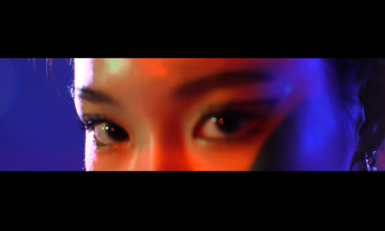 Chungha presenta su video teaser concepto para Savage