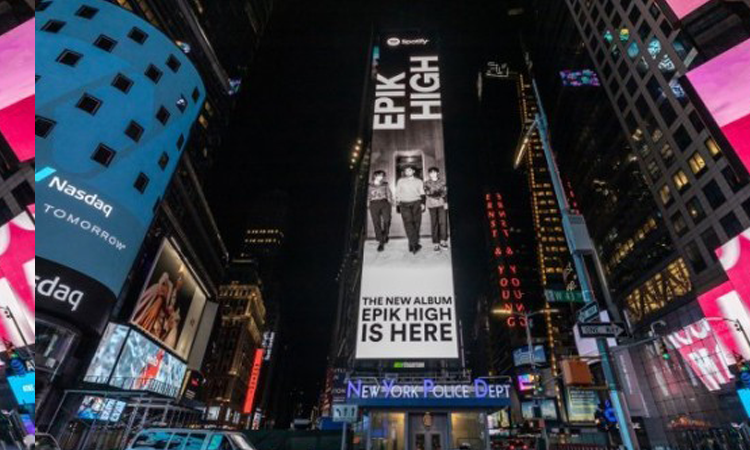 EPIK HIGH aparece en la pantalla principal de Times Square en Nueva York
