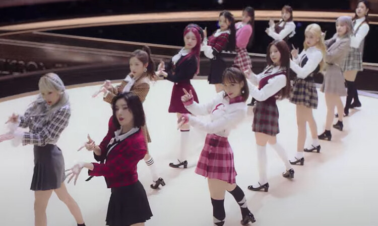 IZ*ONE ha creado una nueva dimensión el su MV preview D-D-DANCE