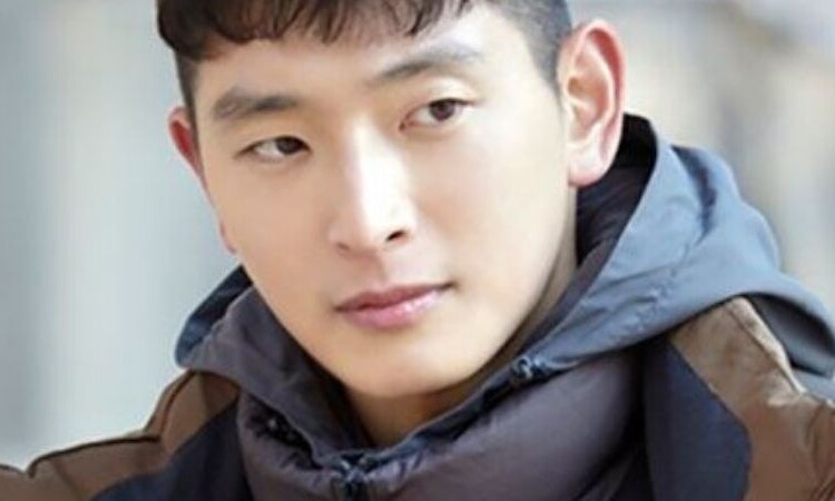 Jeon Jinwoon de 2AM participará en su primera película después de culminar el servicio militar