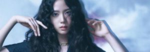 Jisoo do BLACKPINK parece uma boneca vitoriana para o W Coreia