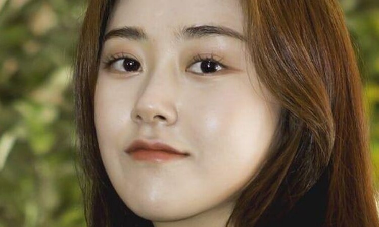 Gayoon ex integrante de 4minute firma contrato con Management Redwoods