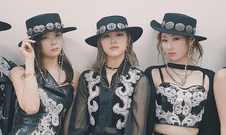 ITZY presenta el video de práctica de baile de 