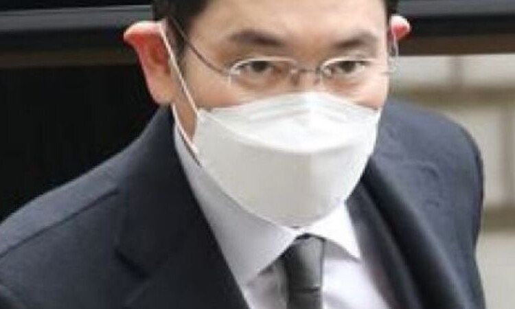 Heredero de Samsung, Lee Jae Yong es sentenciado a 2 años y 6 meses de prisión