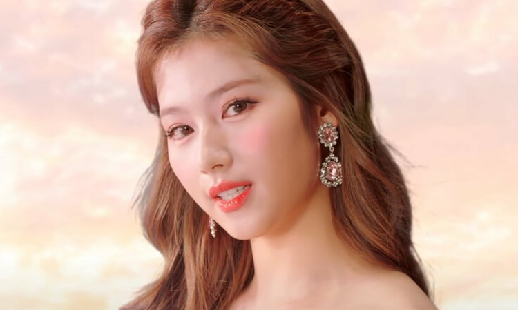 Sana de TWICE revela la inesperada reacción de un chico al que confesó su amor