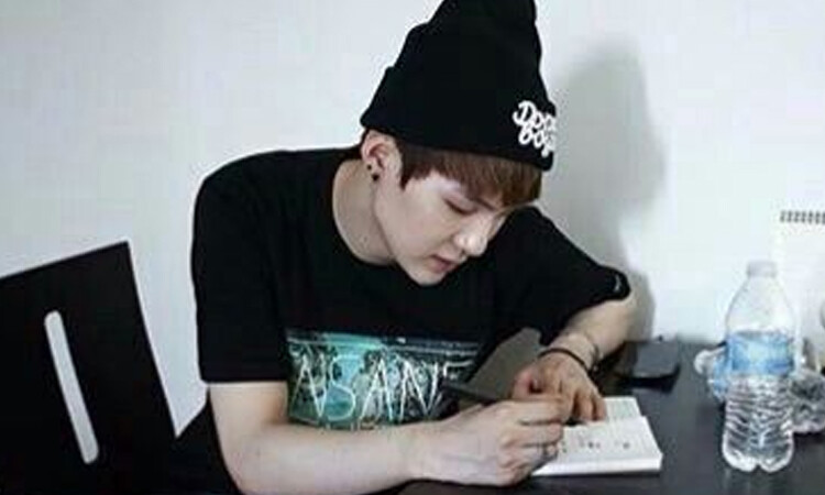 ¿Cuanto se tarda Suga de BTS en componer una canción?