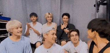 Lucas confunde a WayV con SuperM, ¡Esta fue la reacción de los miembros!