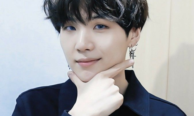 ¿Por qué J-Hope considera que Suga de BTS es un exhibicionista?