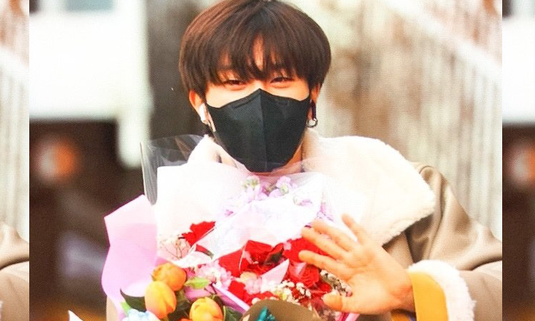 Yedam de TREASURE recibe camión LED por su graduación de SOPA