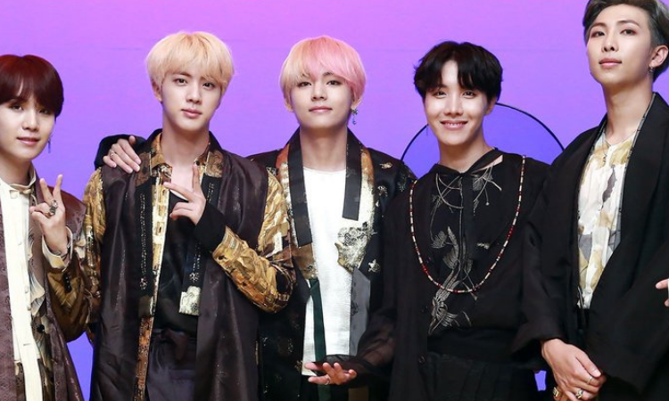 Experta revela el gran impacto de BTS en la moda con el uso del Hanbok