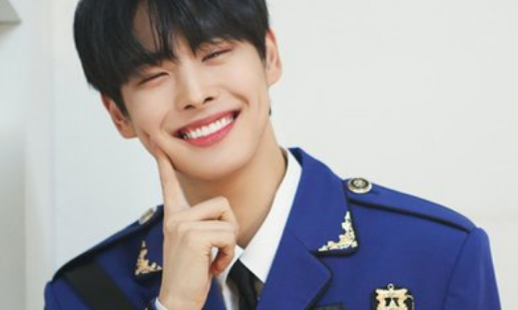 ByungChan de VICTON es elegido como el idol que luce más guapo en uniforme