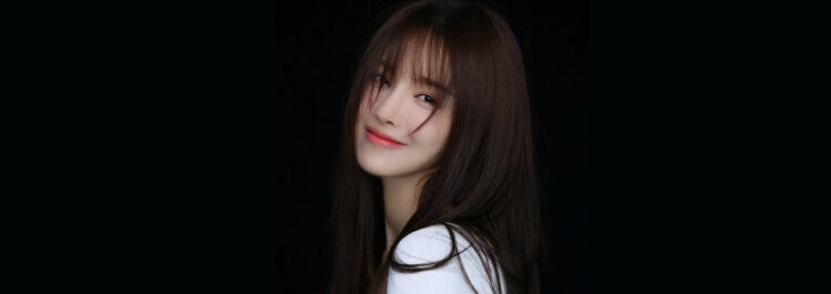 O nariz da atriz Gao Ryu fica preto após a cirurgia plástica