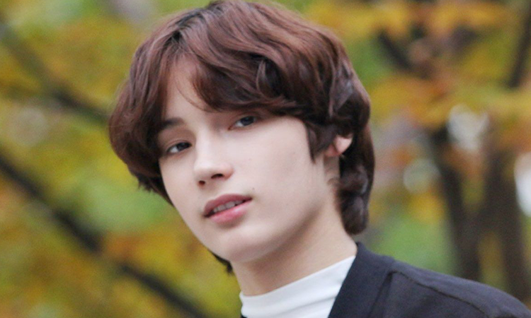 Huening Kai de TXT aconseja a MOA sobre cómo ser feliz