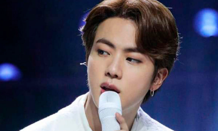 Jin de BTS se apodera del # 1 en 'King Choice's Hot 50 World Songs' con 'Abyss'