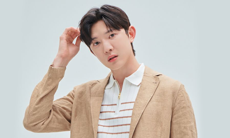 Lee Hoolim de 'Produce 101', pide ayuda para encontrar a primo desaparecido