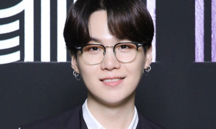 Suga de BTS actualiza a sus fans sobre su proceso de rehabilitación