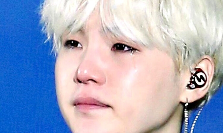 Suga de BTS revela la triste razón el porque lloro luego de la presentación de los AMA 2019