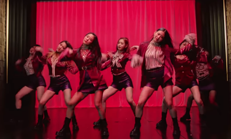 O grupo de novatos TRI.BE assina com a agência americana Ariana Grande