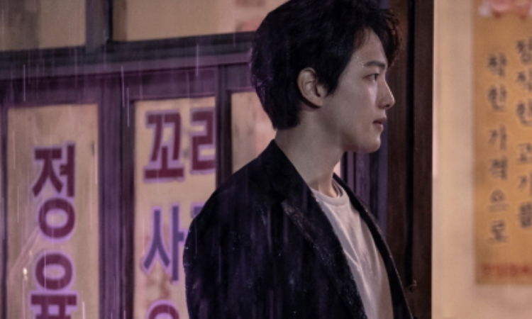 Yeo Jin Goo disfruta de una fiesta de bienvenida en 