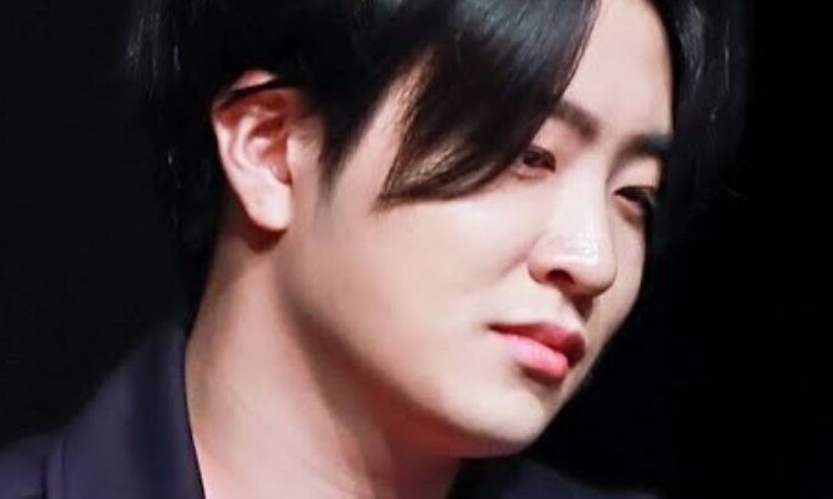 Youngjae de GOT7 revela que J.Y Park se comunicaba con él constantemente antes de terminar su contrato con JYP