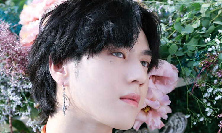 Yugyeom de GOT7 firma oficialmente con la agencia AOMG