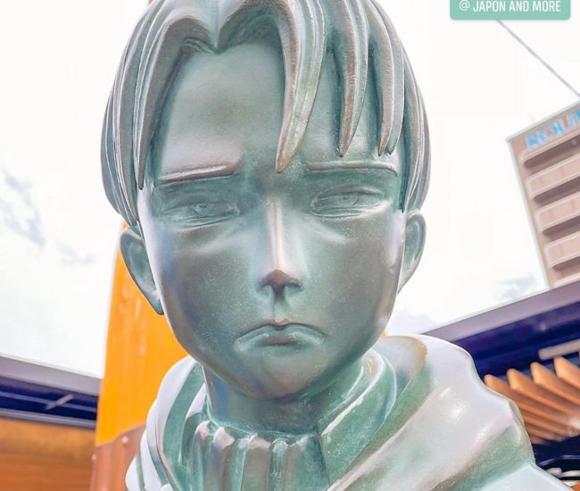 Inauguran estatua de Levi Ackerman de Shingeki no Kyojin en Oita
