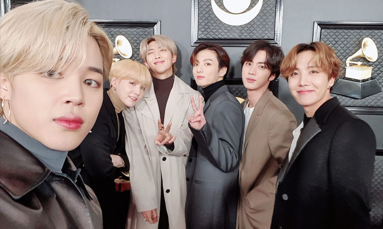 Hoy son los Grammys y ARMY celebra con #LightItUpBTS y #DynamiteTo1B