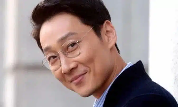 Cube Entertainment se disculpa luego que Lee Hwi Jae vendiera el álbum de Brave Girls