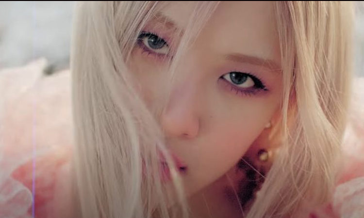 Rosé de BLACKPINK explica como cada integrante de BLACKPINK la apoyo en su debut