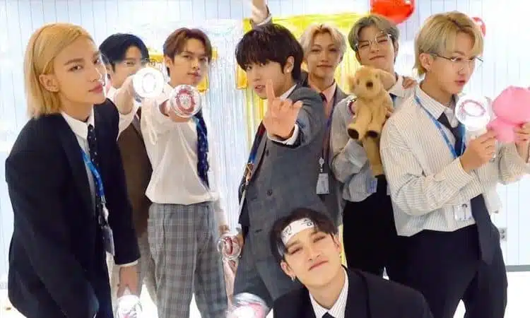 STAY de Argentina celebra el 3 año de Stray Kids con publicidad en las calles