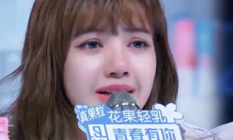Lisa de Blackpink rompió en llanto en Youth With You 2 por este motivo