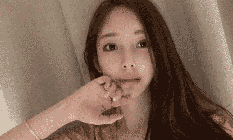 Yaongyi, autora de 'True beauty' causa preocupación con una publicación en Instagram