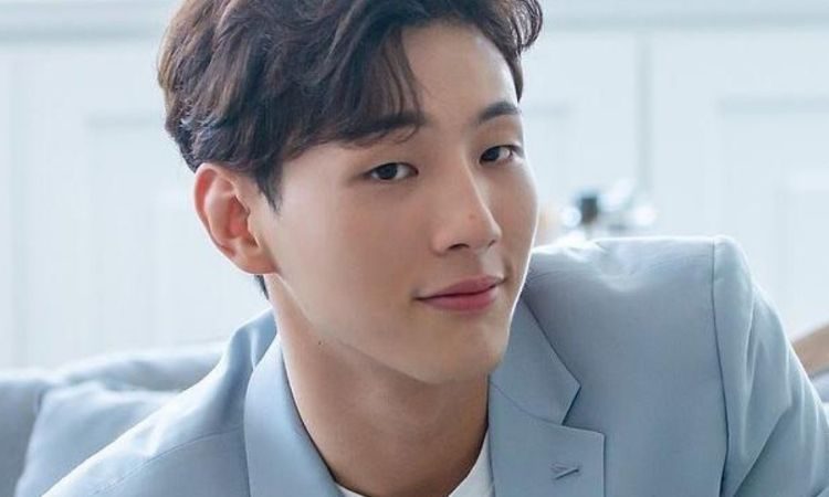 Actor Ji Soo