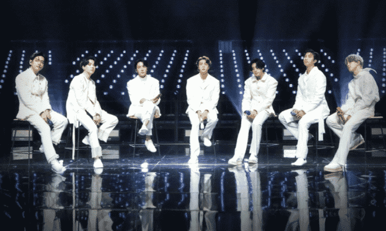 Video musical de Life Goes On